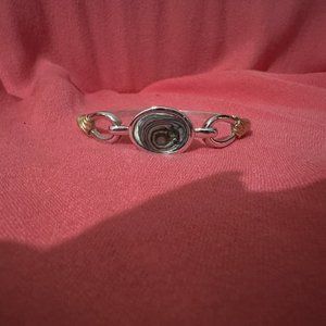 Vintage Avon Bracelet 1976 Small Abalone Hook Closure.